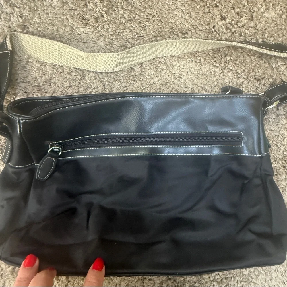 Nine west Black Leather crossbody! NWOT!